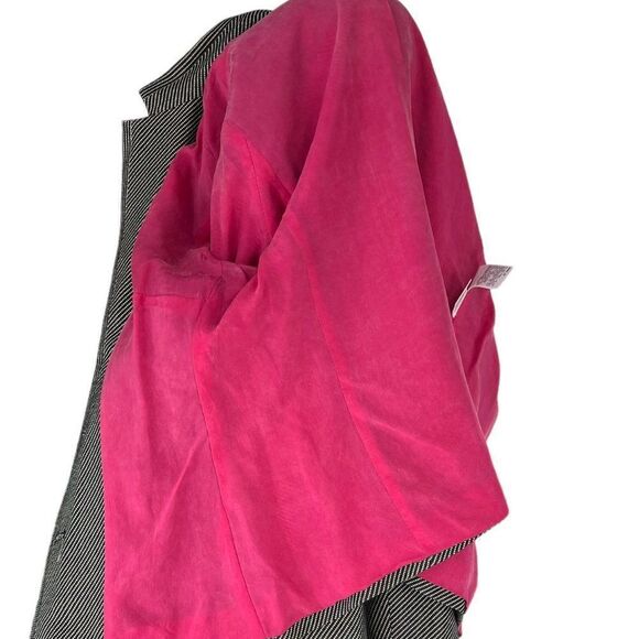 Max Mara Black & White Wool, Silk Two Button Woven Blazer Pink Lining Size 12 - Picture 12 of 12